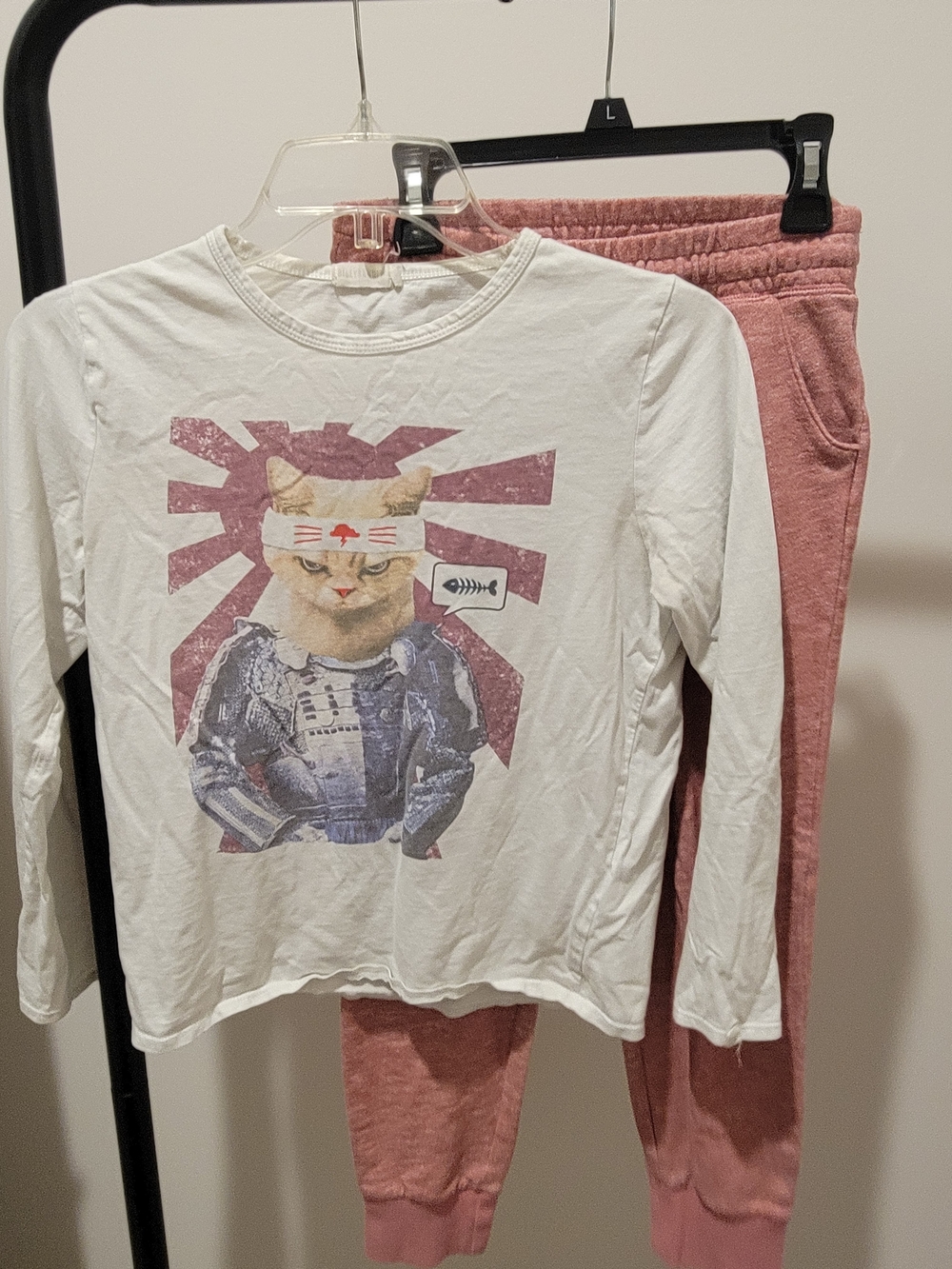 Old Navy/Billy Bandit White Cat Graphic Long Sleeve Top with Red Jogger Set